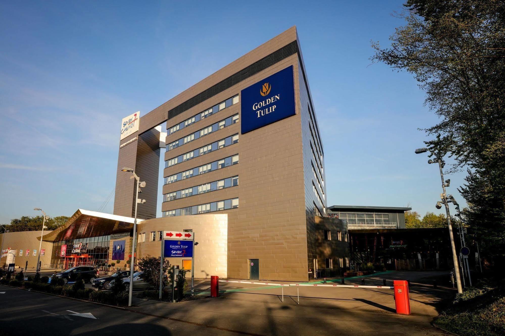 Hotel Golden Tulip 4*